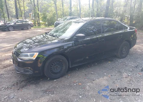 2014 Volkswagen Jetta 2.0L S z USA, uszkodzony, nr VIN 3VW2K7AJ5EM386211